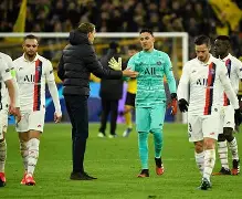 开云官方网站-包含关键时刻巴黎圣日耳曼单刀错失清晨塞维利亚队长鼓劲,皇家社会转会期内部沟通瞬间刷屏的词条