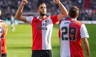 开云中国官网登录入口-2011法网女单李娜与阿扎伦卡